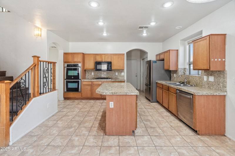 15985 W Bartlett Ave-1