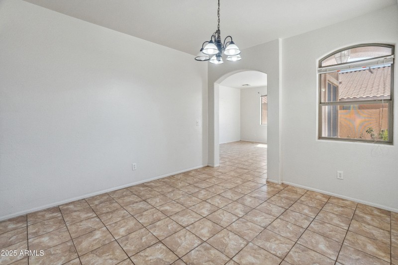 15985 W Bartlett Ave-9