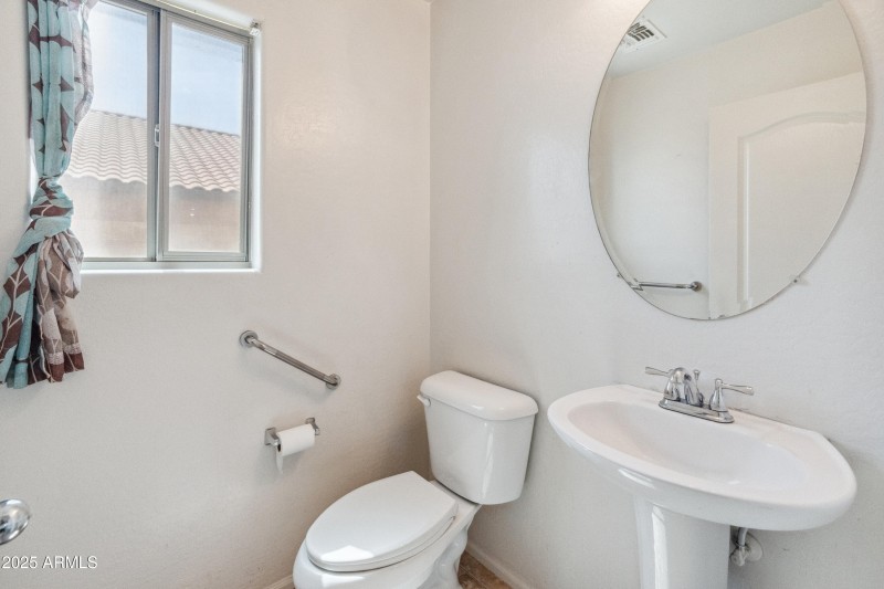 15985 W Bartlett Ave-20