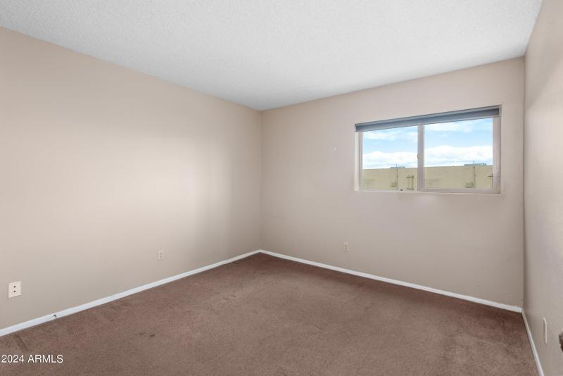 24-7910-E-Thomas-Unit-222-24