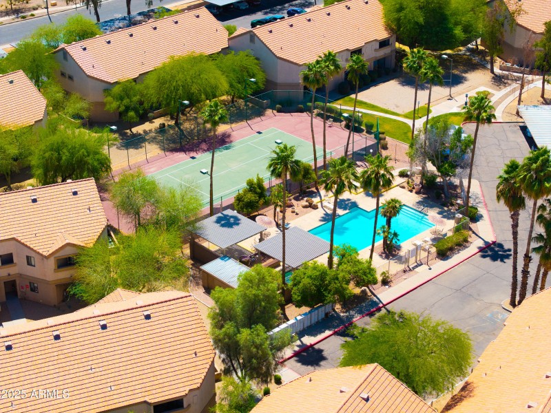 community pool & pickleball