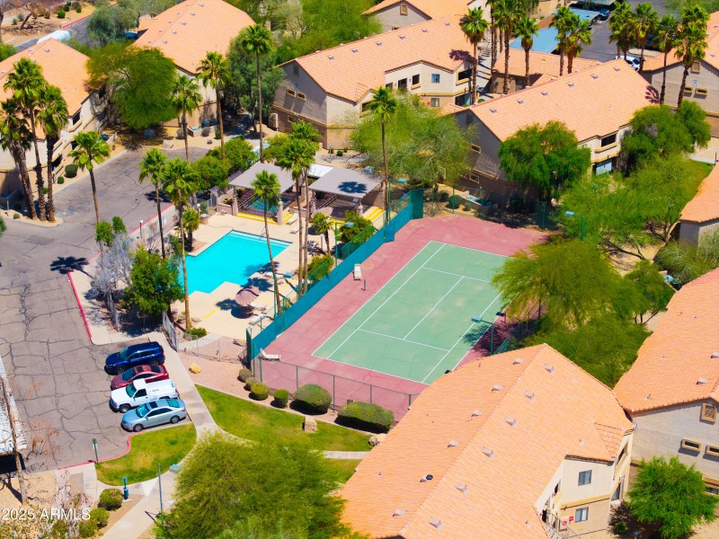 community pool & pickleball