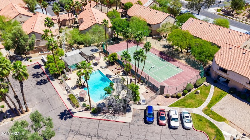 community pool & pickleball