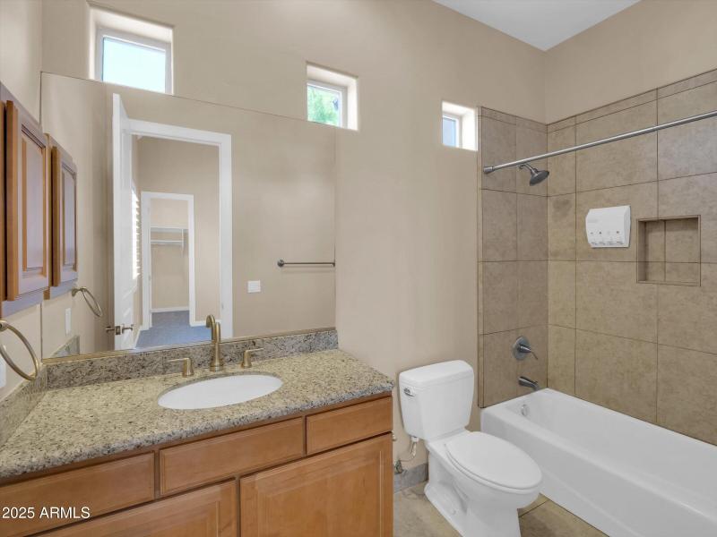 60-8031 W Morten Avenue-60