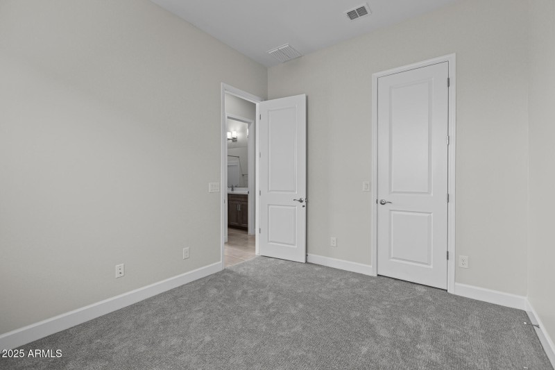 L37-HDR019
