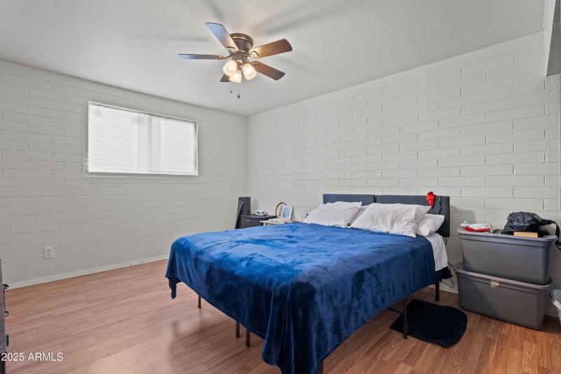 14-5802 N 61st Dr-14