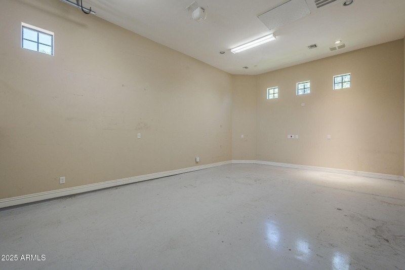 038_Double Height GarageCasita Opt