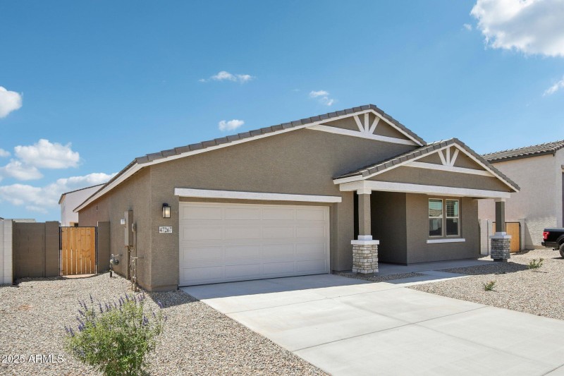 3-web-or-mls-W Mellen Ln-2005-003