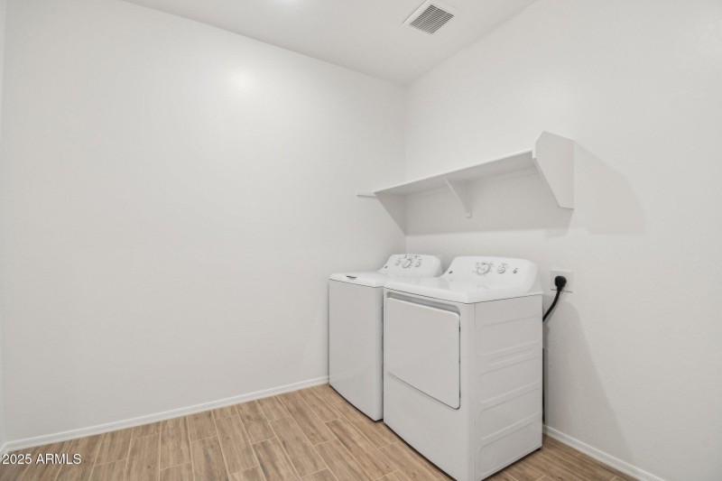 30-web-or-mls-W Mellen Ln-2005-030