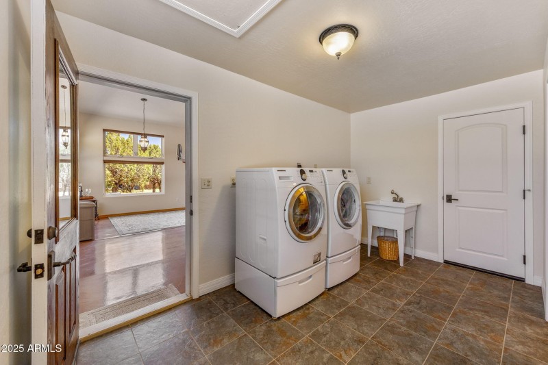 2335VoyagerCir-Overgaard-AZ-5