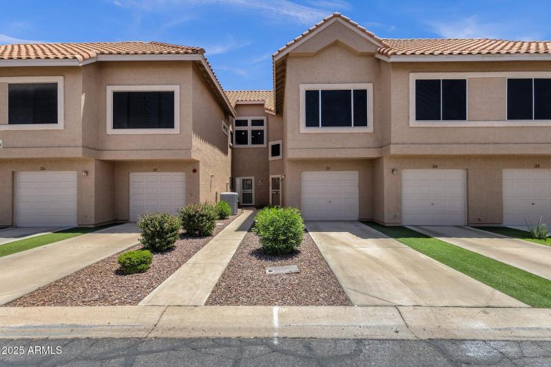 2-web-or-mls-1633-e-lakeside-dr-127