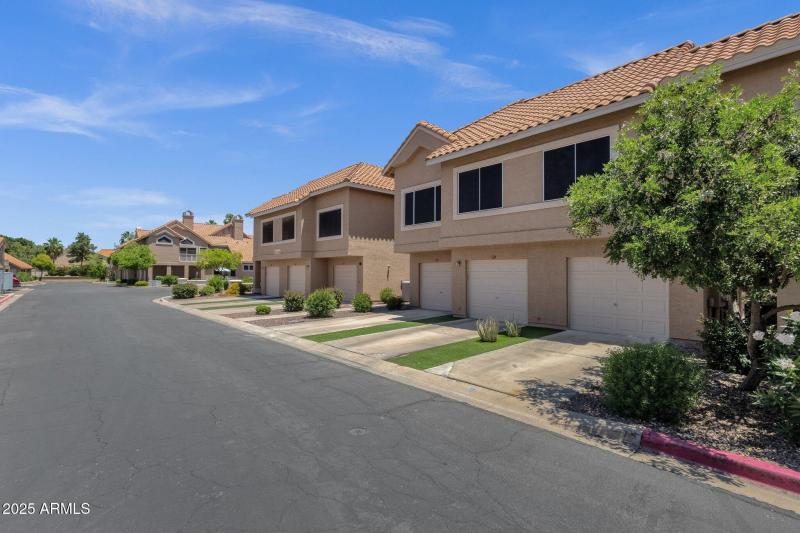 3-web-or-mls-1633-e-lakeside-dr-127