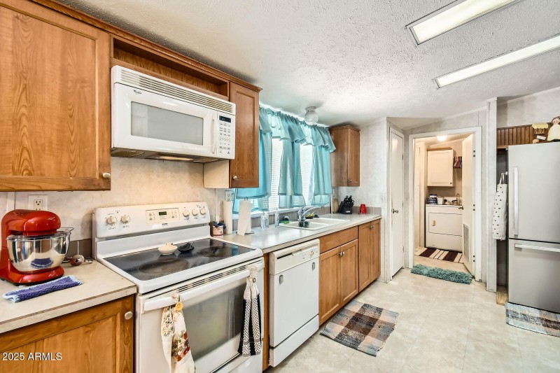 9431 E Coralbell Ave #14 - Web Quality -