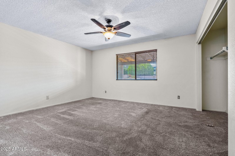 7-web-or-mls-3747 W Aire Libre Ave--3