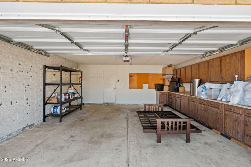 45-web-or-mls-3747 W Aire Libre Ave--2