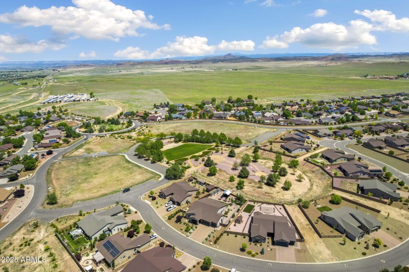 43-web-or-mls-707-lunar-view-way