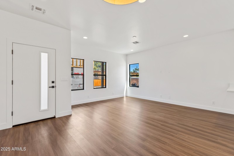 302 W Oak Ave Lot 12-10