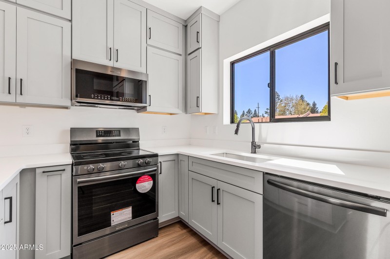 302 W Oak Ave Lot 12-12