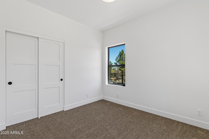 302 W Oak Ave Lot 12-20