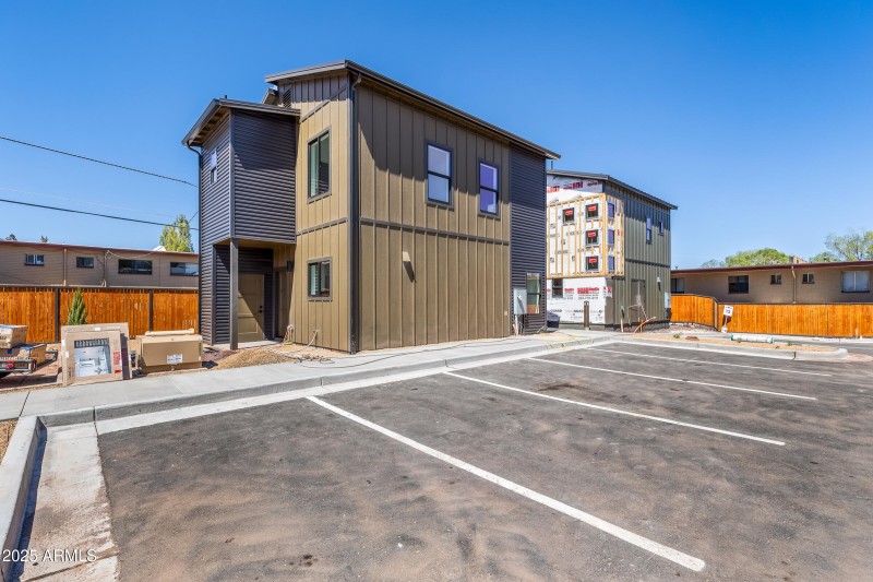 302 W Oak Ave Lot 12-26