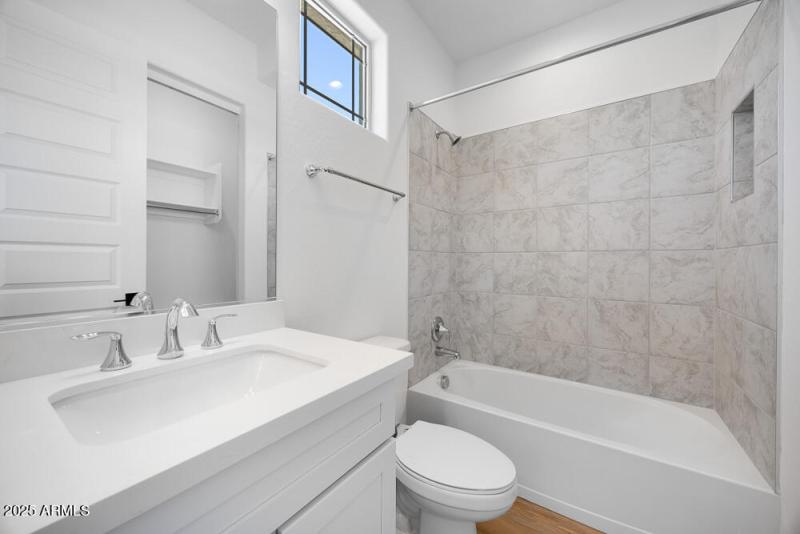 hj-az-phoenix-stonehaven-voyage-adelaide