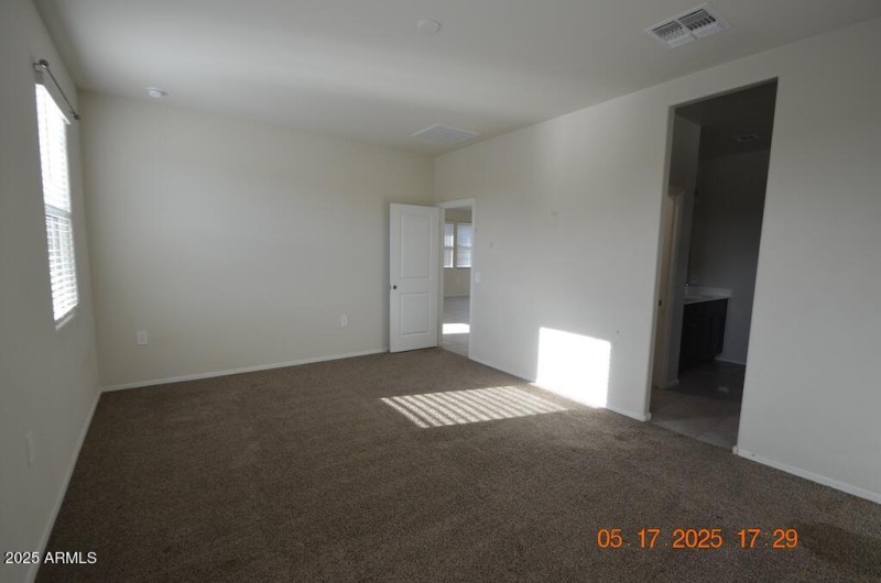 0EF9AF00-7725-42E2-A625-2ACAD8933362