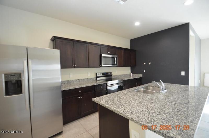 Kitchen counter tops