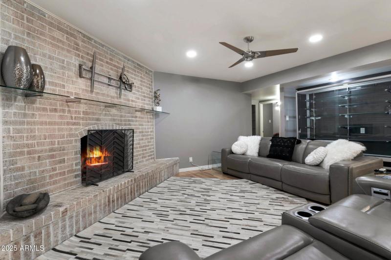 13-web-or-mls-Qp-4453