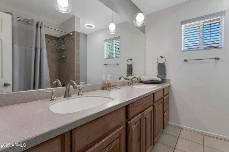 14-web-or-mls-Qp-4461