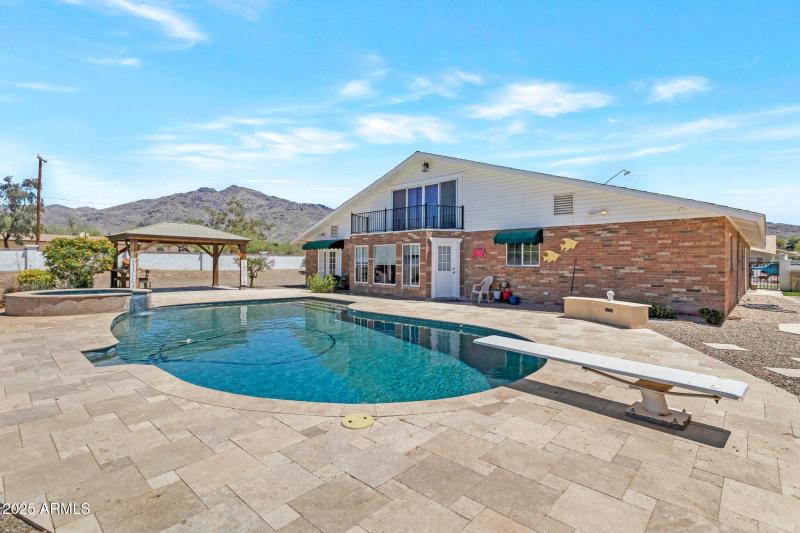 23-web-or-mls-Qp-4620