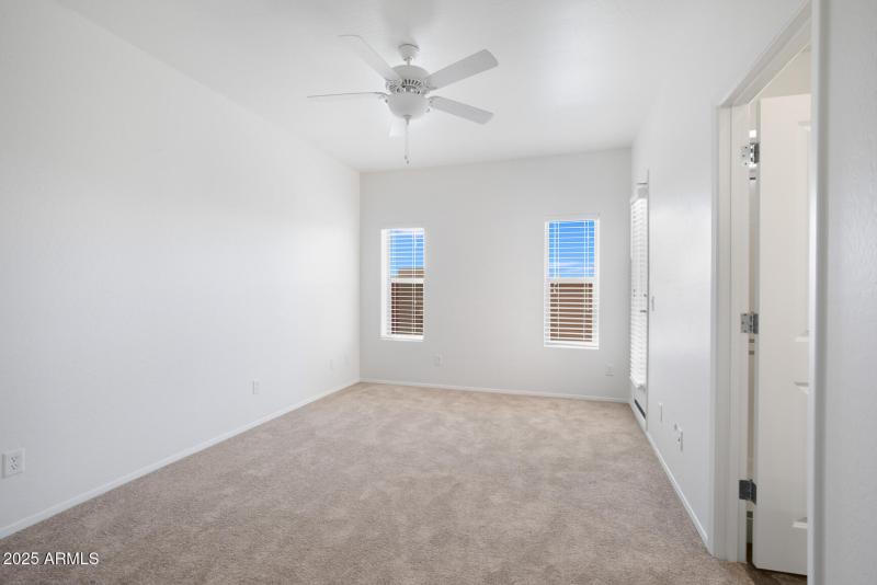 3113 E Danbury Rd Unit 10-14