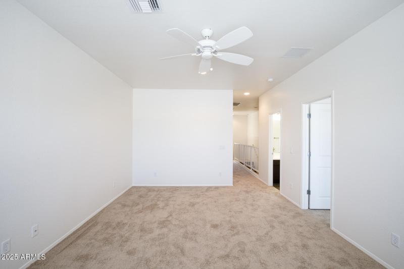 3113 E Danbury Rd Unit 10-20