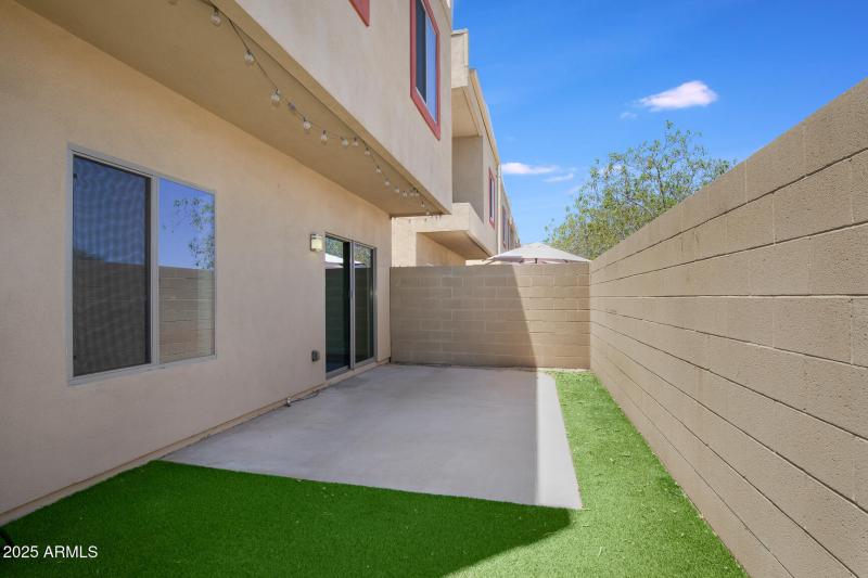 3113 E Danbury Rd Unit 10-27