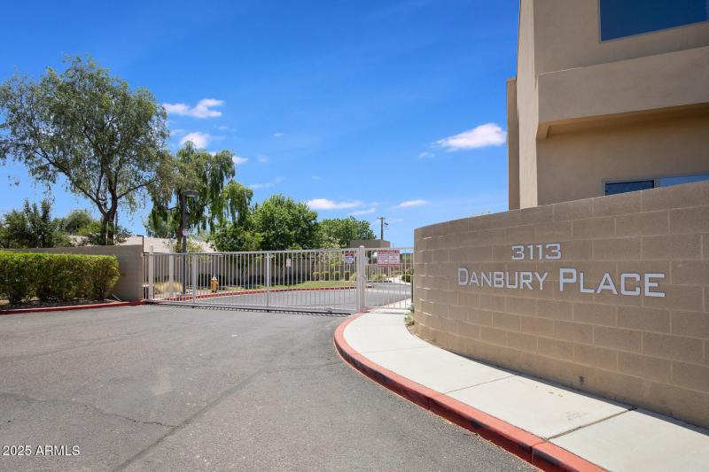 3113 E Danbury Rd Unit 10-31