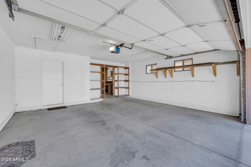 2-Car Garage