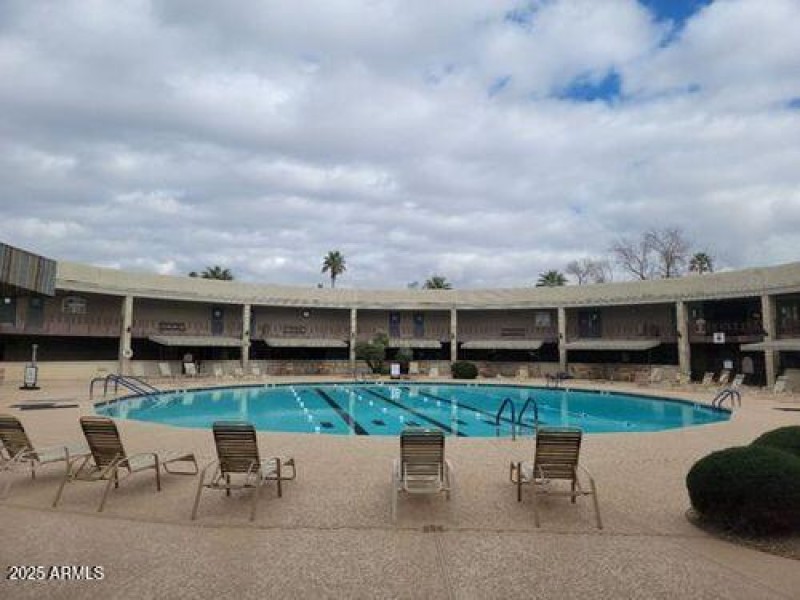 Lakeview Pool