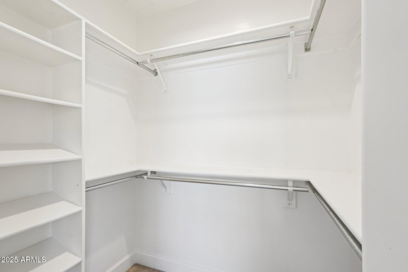 Bedroom Walk In Closet