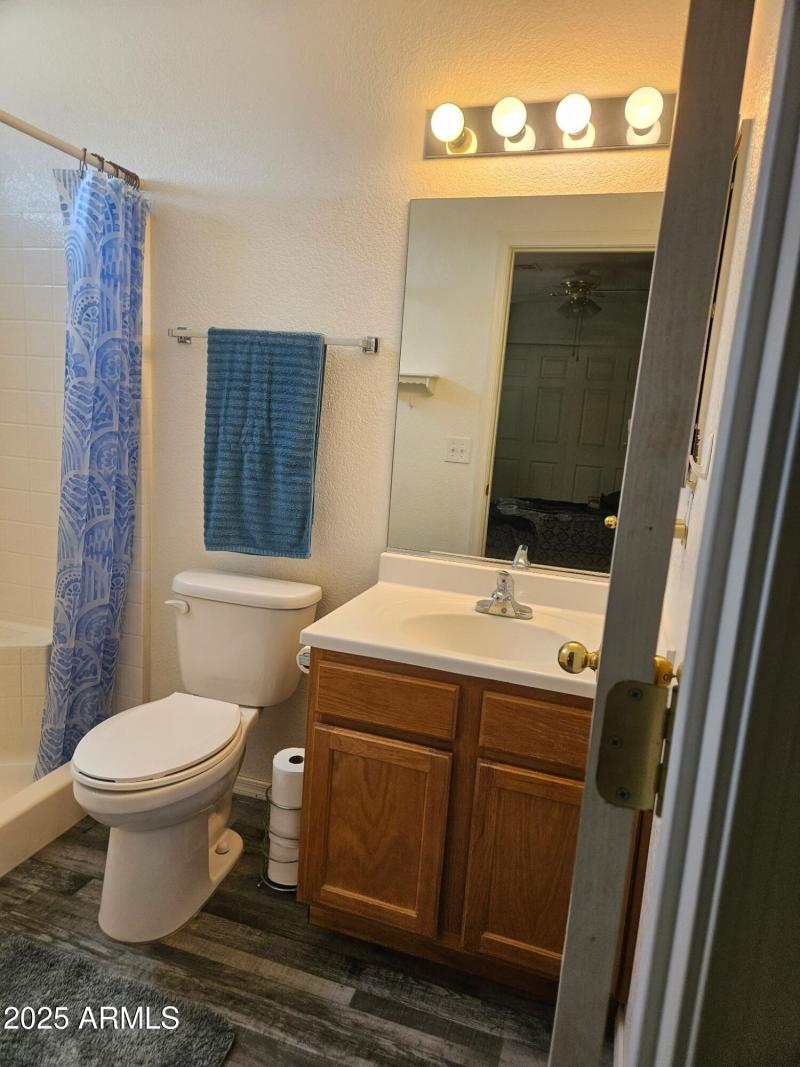 Mstr bathrm vanity/mirrorQCGS1284