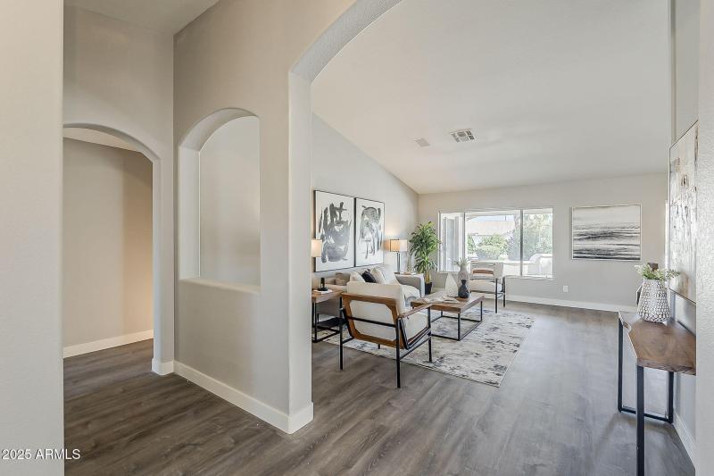 5-web-or-mls-Amelia -5