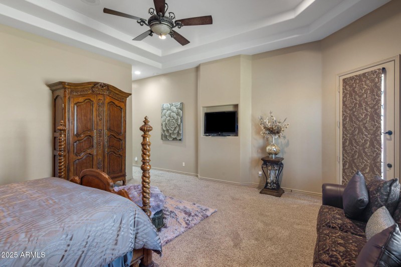 17-web-or-mls-D46A5940 copy