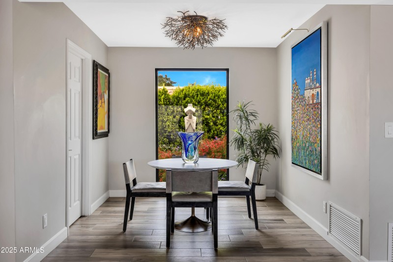 Breakfast Nook