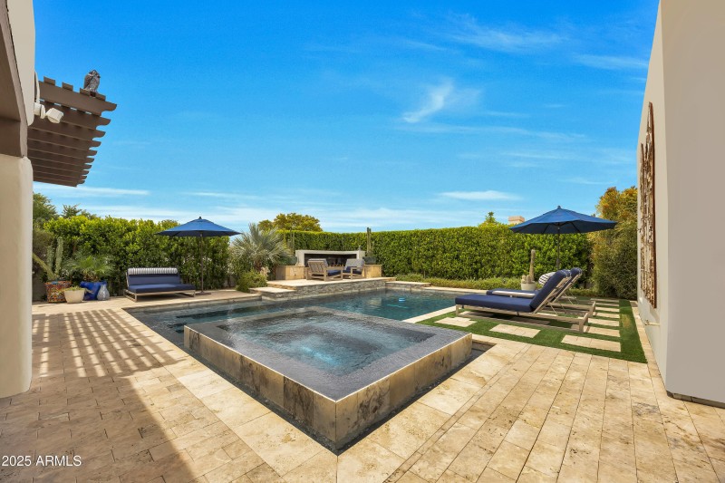 pool