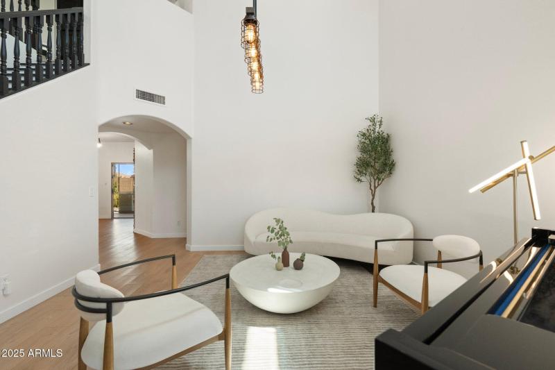 11-web-or-mls-DSC06675 copy