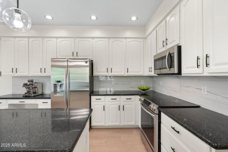 26-web-or-mls-DSC06741 copy