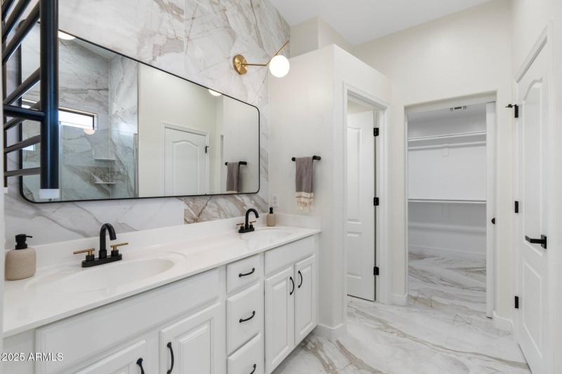 66-web-or-mls-DSC06906 copy