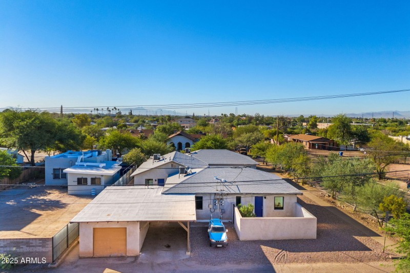 13-web-or-mls-300 N Cherry Ave - MLS Im