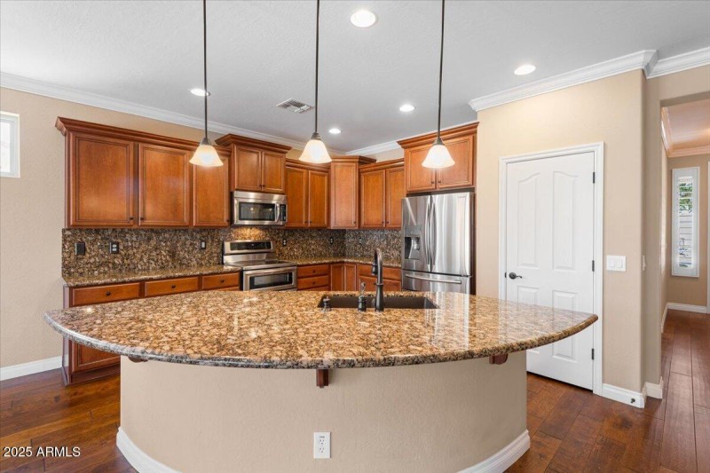 029-Kitchen