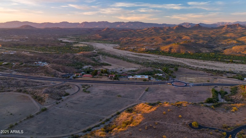 S US Highway 93 Roundabout00018