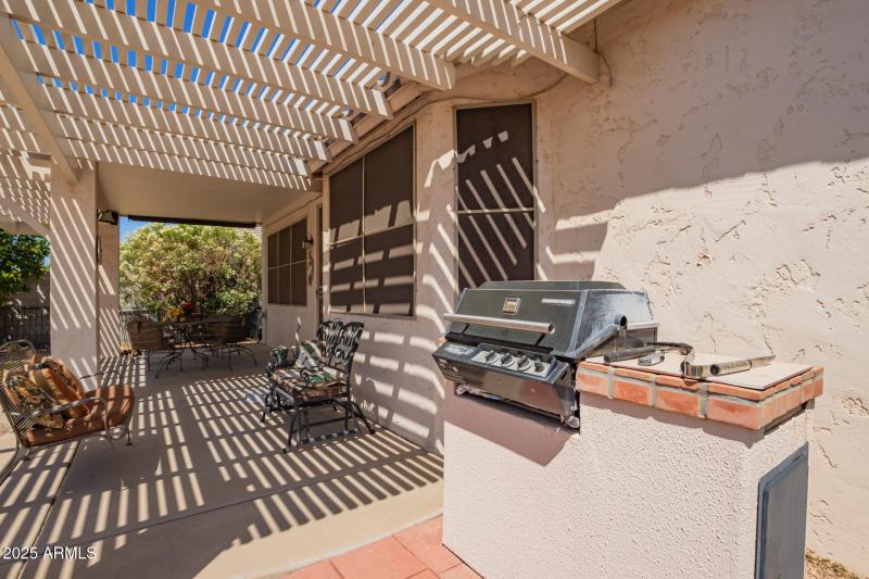 Patio and built in grill