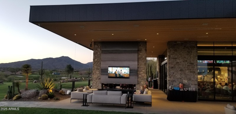 Seven Clubhouse at twilight 3